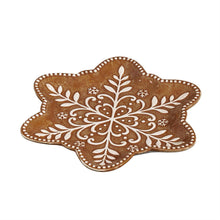 Load image into Gallery viewer, Gingerbread Snowflake Plate