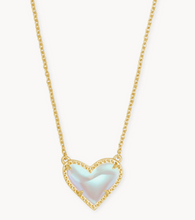 Load image into Gallery viewer, Kendra Scott Ari Heart Short Pendant Necklace in Gold
