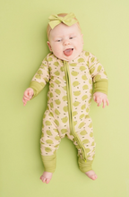 Load image into Gallery viewer, Froggy Friends Sleeper