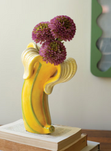 Load image into Gallery viewer, Banana Vase