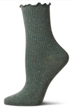 Load image into Gallery viewer, Retro Ribbed Socks