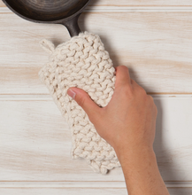 Load image into Gallery viewer, Knit Potholder
