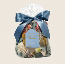 Load image into Gallery viewer, Aromatique Potpourri