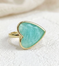 Load image into Gallery viewer, Heart Ring