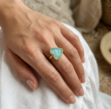 Load image into Gallery viewer, Heart Ring