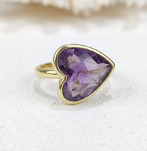 Load image into Gallery viewer, Heart Ring