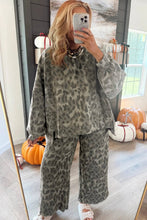 Load image into Gallery viewer, Brown Leopard Print Raw Seam Set