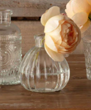 Load image into Gallery viewer, Perfume Bottle Vases
