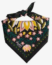 Load image into Gallery viewer, Betty Bandana