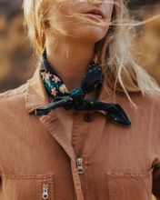 Load image into Gallery viewer, Betty Bandana