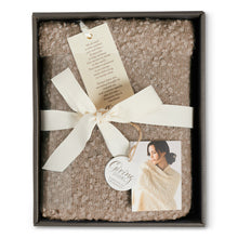 Load image into Gallery viewer, Giving Shawl