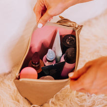 Load image into Gallery viewer, Hollis Camilla Couture