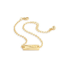 Load image into Gallery viewer, Heart Charm Bracelet
