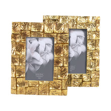 Load image into Gallery viewer, Pieces Frame
