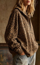 Load image into Gallery viewer, Leopard Oversized Pullover Sweatshirt
