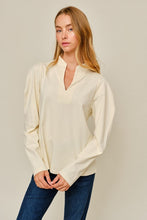 Load image into Gallery viewer, Ivory Puff Sleeve Blouse
