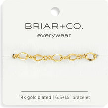 Load image into Gallery viewer, Twisted Oval Link Bracelet
