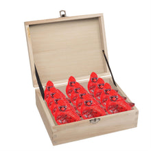 Load image into Gallery viewer, Cardinal Table Figurine
