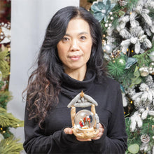 Load image into Gallery viewer, Nativity Water Globe
