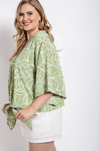 Load image into Gallery viewer, Curvy Sage Floral Blouse
