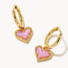 Load image into Gallery viewer, Kendra Scott Ari Heart Huggie earrings in Gold
