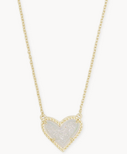 Load image into Gallery viewer, Kendra Scott Ari Heart Short Pendant Necklace in Gold
