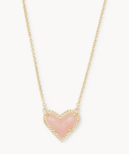 Load image into Gallery viewer, Kendra Scott Ari Heart Short Pendant Necklace in Gold
