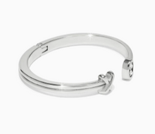 Load image into Gallery viewer, Brighton Hugs &amp; Kisses Open Hinged Bangle
