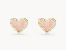 Load image into Gallery viewer, Kendra Scott Ari Heart Stud Earrings in Gold
