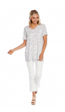 Load image into Gallery viewer, Zander Leopard T-Shirt
