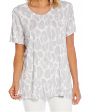 Load image into Gallery viewer, Zander Leopard T-Shirt
