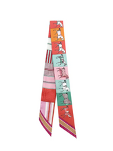 Load image into Gallery viewer, Scarlett Heart Scarf Necklace
