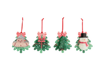 Load image into Gallery viewer, Holiday Claw Clip
