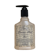 Load image into Gallery viewer, Glamorous Hands
