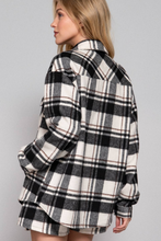 Load image into Gallery viewer, Plaid Shacket
