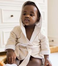 Load image into Gallery viewer, Oatmeal Hooded Robe
