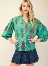 Load image into Gallery viewer, Curvy Botanical Print Blouse
