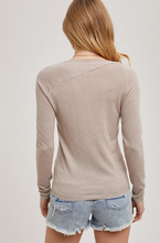 Load image into Gallery viewer, Asymmetric Neck Top
