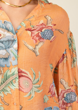 Load image into Gallery viewer, Curvy Coral Top
