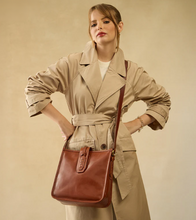 Load image into Gallery viewer, Hobo Expedition Medium Crossbody
