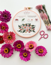 Load image into Gallery viewer, Flower Scissors
