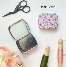 Load image into Gallery viewer, Magnetic Needle Case
