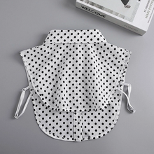Load image into Gallery viewer, Polka Dot Detachable Collar
