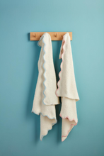 Load image into Gallery viewer, Scallop Chenille Blanket
