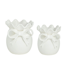 Load image into Gallery viewer, Bow Vase
