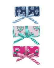 Load image into Gallery viewer, Jewelry Roll Away Bag
