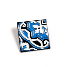 Load image into Gallery viewer, Portuguese Tile Needle Minder
