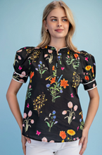 Load image into Gallery viewer, Black Floral Puff Sleeve Top

