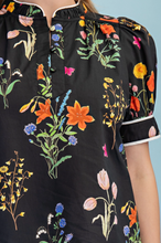 Load image into Gallery viewer, Black Floral Puff Sleeve Top
