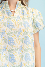 Load image into Gallery viewer, Floral Print Top
